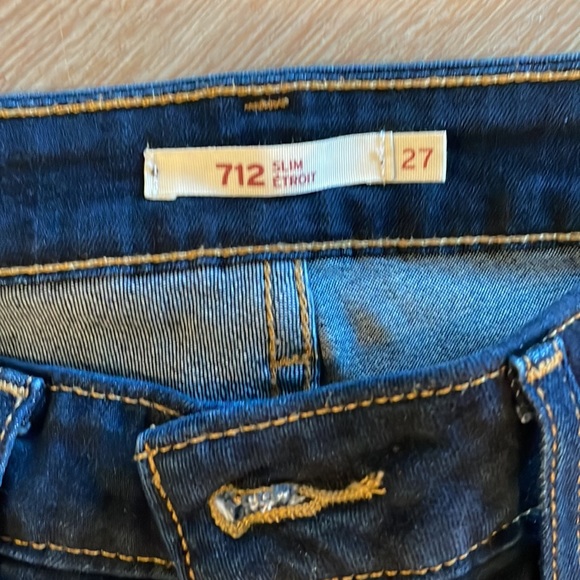 Slim fit dark wash - Picture 3 of 3